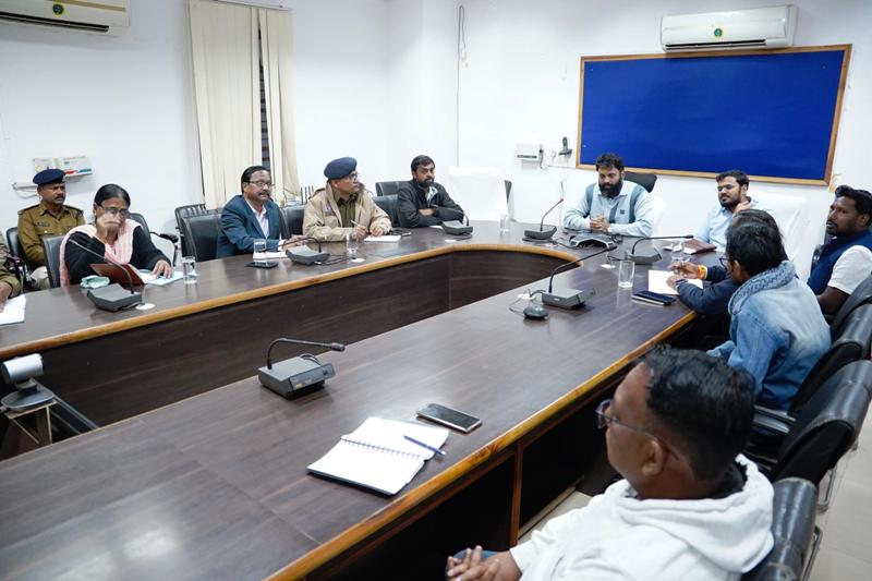 जतरा मेले में बड़ा प्रशासनिक आदेश : रात 9 बजे के बाद डीजे-लाउडस्पीकर पूरी तरह बैन ! मेले में शोर मचाया तो होगी कार्रवाई तय, कोलाहल अधिनियम के तहत दर्ज होगा केस.