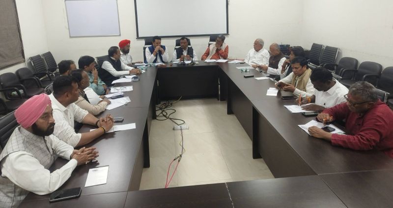 धान खरीदी अव्यवस्था पर कांग्रेस का बड़ा आंदोलन : मनरेगा बचाओ समन्वय समिति की बैठक में प्रदेशव्यापी प्रदर्शन का फैसला