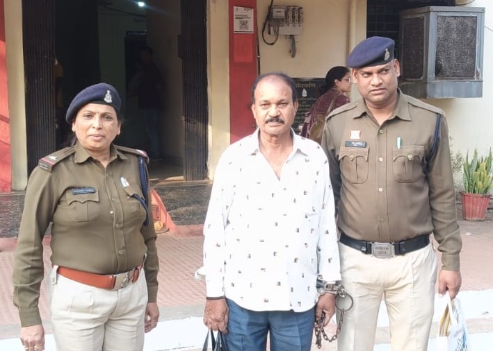 दुर्ग में जघन्य अपराध पर शिकंजा और कसा: नाबालिग पीड़िता से जुड़े सामूहिक दुष्कर्म प्रकरण में तीसरा आरोपी गिरफ्तार, अन्य की तलाश जारी