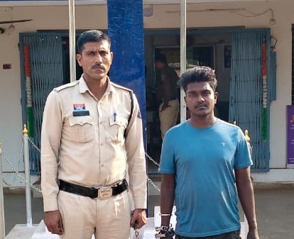 लापरवाह ट्रक चालन बना मौत का कारण: रायपुर–बिलासपुर नेशनल हाईवे पर दर्दनाक दुर्घटना, तीन ग्रामीणों की जान गई, चालक जेल भेजा गया