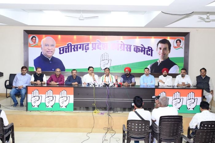 पत्रकारवार्ता में दीपक बैज का बड़ा आरोप—सरकार ने षड्यंत्रपूर्वक लक्ष्य से 25 लाख मीट्रिक टन कम धान खरीदा, 2.5 लाख किसानों को समर्थन मूल्य से किया वंचित