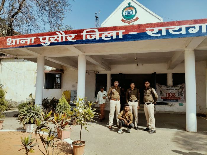 एक माह से फरार नाबालिग से छेड़छाड़ का आरोपी चढ़ा पुलिस के हत्थे, पॉक्सो एक्ट में कार्रवाई कर पुलिस ने भेजा न्यायिक रिमांड पर.