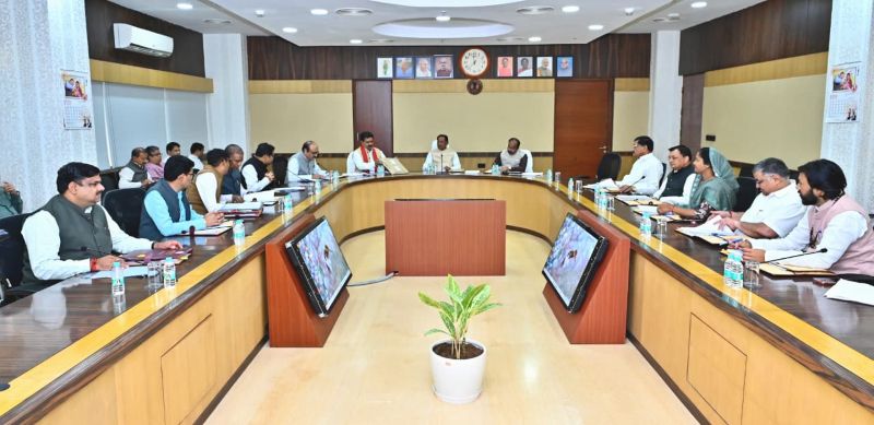 मुख्यमंत्री विष्णु देव साय की अध्यक्षता में कैबिनेट के ऐतिहासिक निर्णय—नशे के खिलाफ सख्ती, सुरक्षा बलों को मजबूती, स्टार्टअप और डिजिटल इंफ्रास्ट्रक्चर को नई दिशा