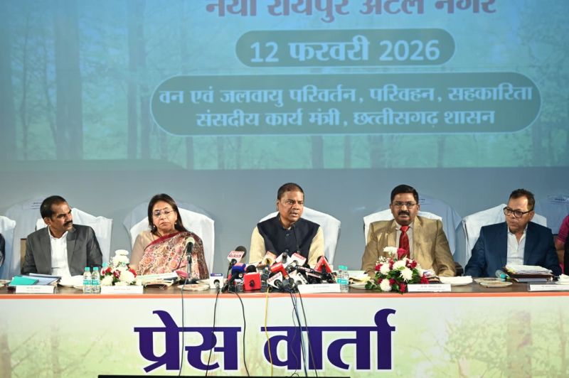 वन मंत्री केदार कश्यप की पत्रकार वार्ता : वन संरक्षण से आजीविका तक का समग्र मॉडल: करोड़ों पौधरोपण, देवगुड़ियों का निर्माण, रामसर साइट, इको-टूरिज्म और एशिया का सबसे बड़ा मरीन फॉसिल पार्क — छत्तीसगढ़ बना हरित विकास का राष्ट्रीय उदाहरण