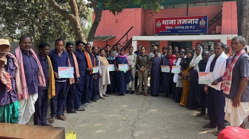 अपराध मुक्त रायगढ़ की ओर कदम : ‘ऑपरेशन आघात’ पर जोर, अवैध शराब-जुआ के खिलाफ तमनार पुलिस सख्त, तमनार पुलिस ने बीट प्रणाली को किया सशक्त.