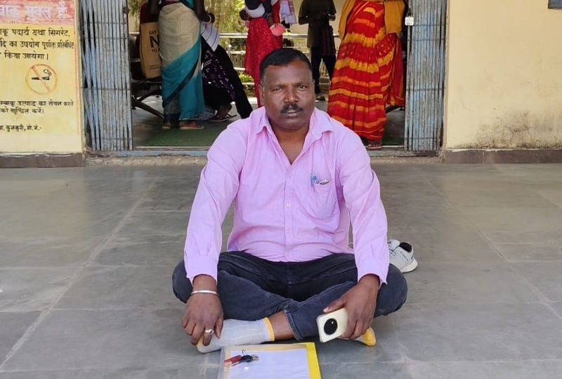 रातों-रात बदला ‘कक्ष’, सुबह फूटा सियासी ज्वालामुखी! कुनकुरी नगर पंचायत में उपाध्यक्ष का ऑफिस बना राजस्व शाखा, ताला-धरना-टकराव के बीच चार घंटे तक चला लोकतंत्र का हाईवोल्टेज ड्रामा