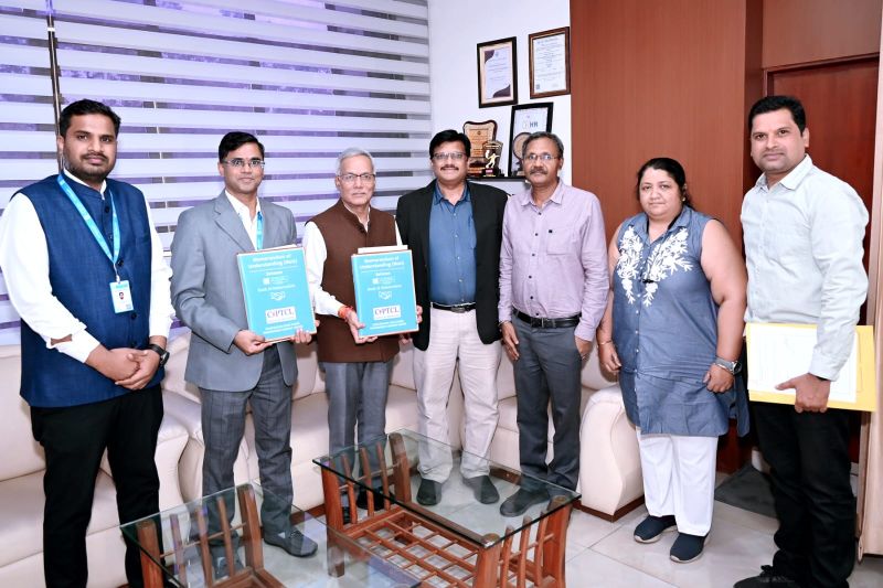 1700 कर्मचारियों को बड़ी सौगात : ट्रांसमिशन कंपनी और बैंक ऑफ महाराष्ट्र के बीच एमओयू, उन्नत सैलरी पैकेज के साथ करोड़ों का बीमा कवरेज, कर्मचारियों को मिलेगा 1.25 करोड़ तक का सुरक्षा कवच.