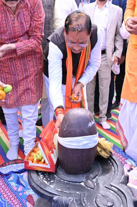 ‘संयम, सेवा और समर्पण का संदेश देता है महाशिवरात्रि’ — विष्णुदेव साय ने भगवान शिव की करुणा और लोकमंगल के आदर्शों को अपनाने का किया आह्वान