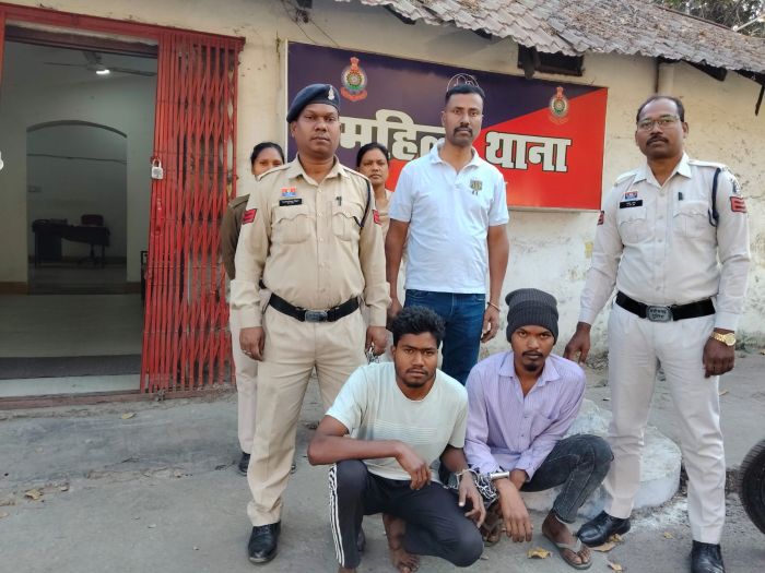 रायगढ़ पुलिस की तत्परता : रायगढ़ में दरिंदगी की कोशिश नाकाम, जीरो टॉलरेंस नीति के तहत ताबड़तोड़ गिरफ्तारी, नाबालिग से छेड़खानी के आरोपी कुछ ही घंटों में गिरफ्तार कर भेजे गए न्यायिक अभिरक्षा में.