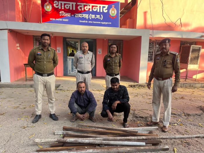 CRIME NEWS : कबाड़ बन गया चोरी का अड्डा ! चोरी का माल बेचने की फिराक में थे आरोपी, रायगढ़ पुलिस की सख्ती से पहुंच गए सलाखों के पीछे ! पुलिस की रेड में दो शातिर चोर गिरफ्तार, भेजे गए जेल.