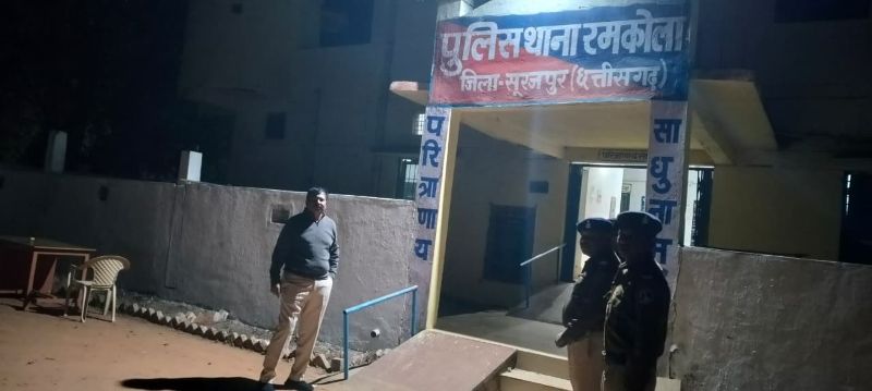 रात के औचक निरीक्षण से थाने में सख्ती का संदेश: पेंडेंसी खत्म करने, बीट मजबूत करने और गश्त बढ़ाने के दिए कड़े निर्देश