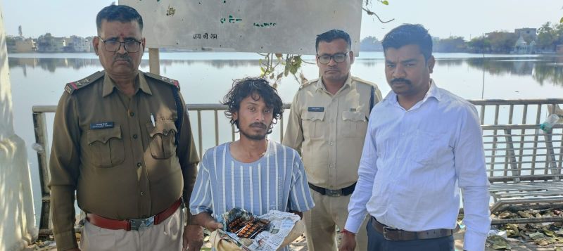 नशे के सौदागर पर पुलिस का शिकंजा — विवेक प्रधान उर्फ नंदू 140 नाइट्राजेपाम टैबलेट के साथ गिरफ्तार, NDPS एक्ट के तहत सख्त कार्रवाई