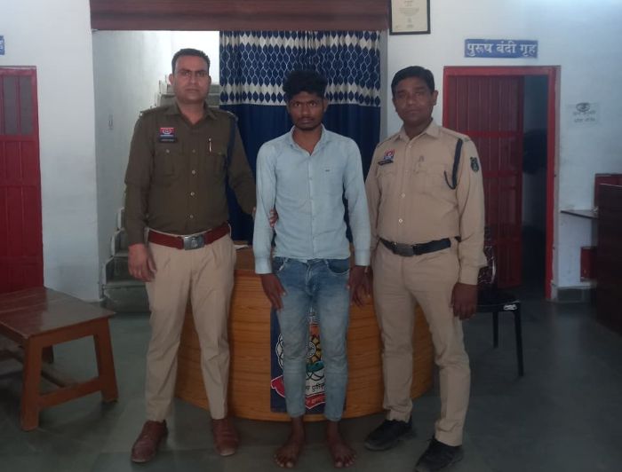 नाबालिग से दुर्व्यवहार पर त्वरित कार्रवाई : मोबाइल नंबर नहीं दिया तो की छेड़छाड़ — रतनपुर पुलिस ने फरार आरोपी को किया गिरफ्तार, भेजा गया जेल.