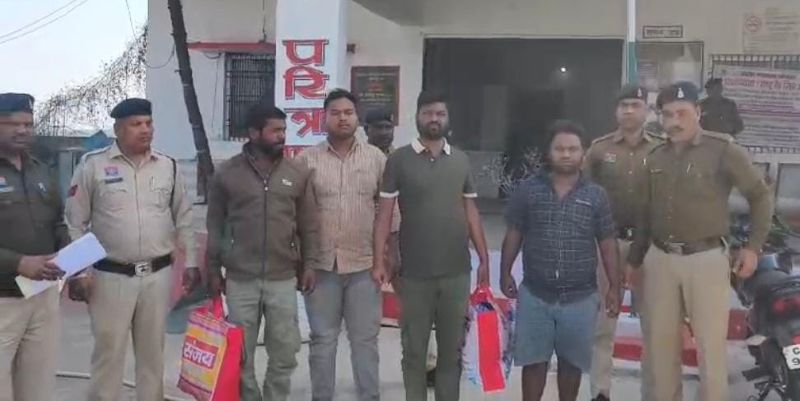 लैलूंगा से गंगापुर तक नशे की सप्लाई नाकाम — नगर पुलिस अधीक्षक अंबिकापुर के नेतृत्व में साइबर सेल व रघुनाथपुर चौकी की घेराबंदी, 4 तस्कर दबोचे; NDPS एक्ट में केस दर्ज, न्यायालय में पेश