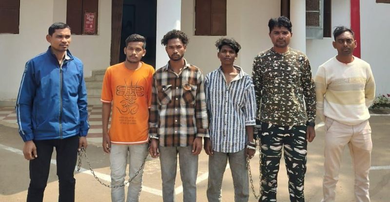 नारायणपुर में रात्रिकालीन चोरी की श्रृंखला का खुलासा: मंडी कॉम्प्लेक्स की तीन मेडिकल दुकानों और राम मंदिर में वारदात करने वाले 3 आरोपी गिरफ्तार, प्रोडक्शन वारंट पर भेजे गए जिला जेल कांकेर