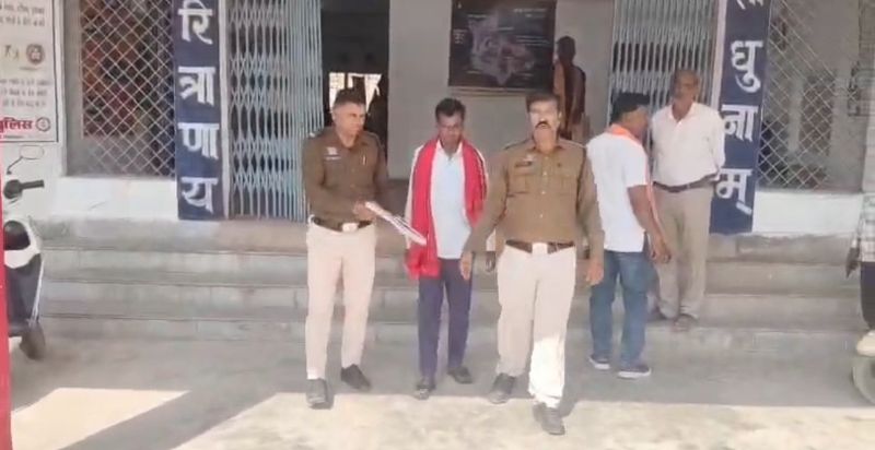 ऑपरेशन शंखनाद : मारते-पीटते उड़ीसा ले जाए जा रहे थे 10 बैल, पुलिस ने नाकेबंदी कर की तस्करी की साजिश नाकाम ! लैलूंगा पुलिस ने 10 गौ-वंश छुड़ाए तस्करों से, आरोपी गिरफ्तार