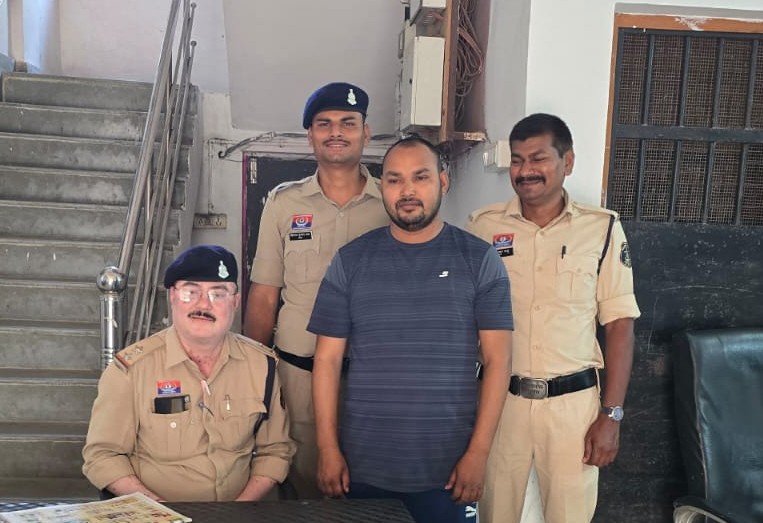 शादी से इंकार बना मौत की वजह! 3 साल तक शारीरिक शोषण के बाद युवती की आत्महत्या — 24 घंटे में प्रेमी राजू लहरिया गिरफ्तार