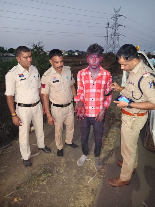 होली बनी खूनी जंग का मैदान! विधानसभा, खरोरा और अन्य इलाकों में मामूली कहासुनी से भड़की हिंसा, सरेआम हत्या और पेट-सीने पर वार; त्योहार के दिन रायपुर दहला, आरोपियों पर कड़ा शिकंजा