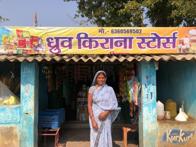 बिहान योजना से मिली नई उड़ान: जशपुर की पूनम देवी ने स्वरोजगार से हासिल की आर्थिक मजबूती, ‘लखपति दीदी’ बनकर लिखी आत्मनिर्भरता की मिसाल