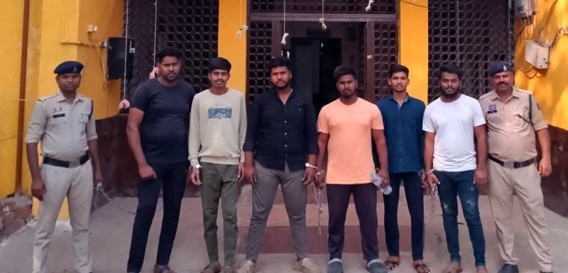 मोटरसाइकिल-स्कूटी से पहुंचे और कर दिया जानलेवा हमला: खटियापाटी मारपीट कांड में 6 आरोपी गिरफ्तार, पुराने विवाद में युवक को पहुंचाई थी गंभीर चोट