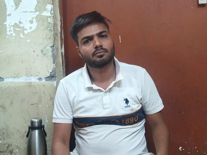 “ऑपरेशन अंकुश” में रायगढ़ पुलिस की बड़ी कार्रवाई : ऑनलाइन क्रिकेट सट्टा गिरोह पर शिकंजा, चक्रधरनगर पुलिस ने फरार क्रिकेट सट्टा खाईवाल आरोपी को किया गिरफ्तार.