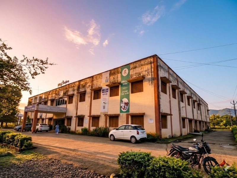 सपनों को मिल रही नई उड़ान: नवगुरुकुल जशपुर में बालिकाओं को मिल रहा सुरक्षित और सशक्त माहौल, प्रोग्रामिंग व बिजनेस कौशल के साथ नेतृत्व क्षमता का विकास, बिना आर्थिक बोझ के युवाओं को मिल रहा करियर बनाने का सुनहरा अवसर