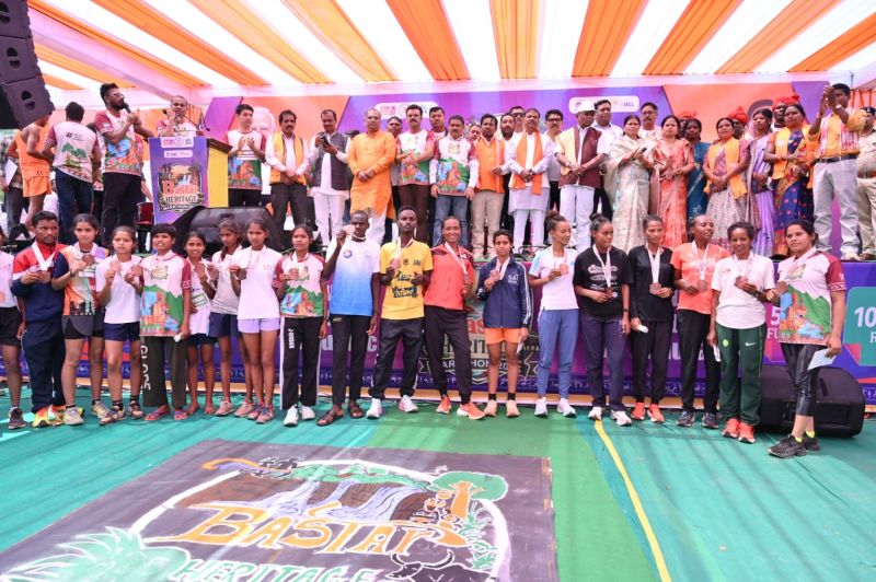 “बदलते बस्तर” की सशक्त तस्वीर: हेरिटेज मैराथन 2026 में देश-विदेश के धावकों की भागीदारी, खेल, संस्कृति और समावेशिता का भव्य संगम बना ऐतिहासिक आयोजन