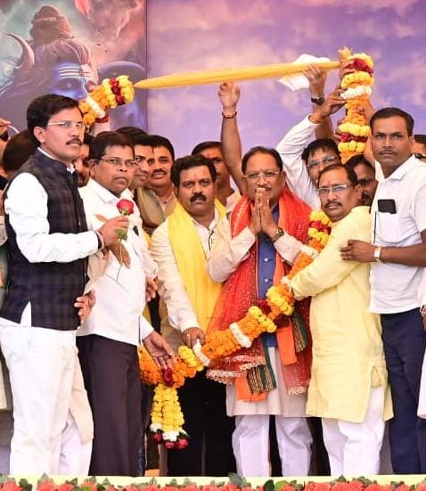 आस्था और अध्यात्म का भव्य संगम: नर्मदा धाम में CM साय ने रुद्र महायज्ञ व शिव महापुराण कथा में लिया हिस्सा, धर्म-संस्कृति संरक्षण और सामाजिक सद्भाव का दिया सशक्त संदेश