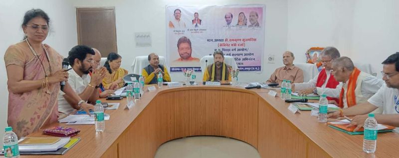 ‘सर्वेक्षण से सशक्तिकरण’ का मंत्र: पिछड़ा वर्ग आयोग की अहम बैठक में उठी राष्ट्रीय सम्मेलन की मांग—अंतिम व्यक्ति तक योजनाओं का लाभ पहुंचाने पर फोकस