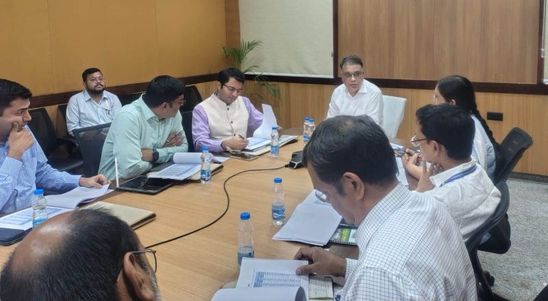 अब हर जन्म-मृत्यु का समयबद्ध रिकॉर्ड: UIDAI समन्वय के साथ डेटा पारदर्शिता बढ़ाने की पहल, सरकार ने फर्जी पंजीयन पर सख्ती और सिस्टम सुधार के दिए निर्देश