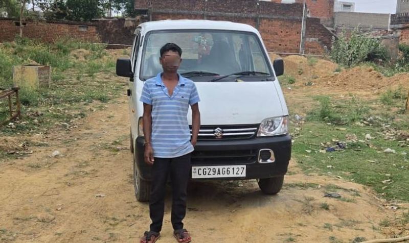 स्कूली बच्चों के सामने नशे में ईको चालक पकड़ा, वाहन जप्त – पुलिस ने कड़ा संदेश दिया, किसी को भी बच्चों की सुरक्षा से समझौता नहीं करने की अनुमति नहीं