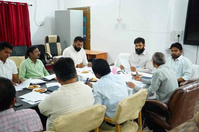 जशपुर जिला अस्पताल में सुविधाओं का होगा विस्तार: कलेक्टर रोहित व्यास ने लिए कई महत्वपूर्ण निर्णय, मरीजों की बेहतर सेवा और स्वच्छता पर विशेष जोर