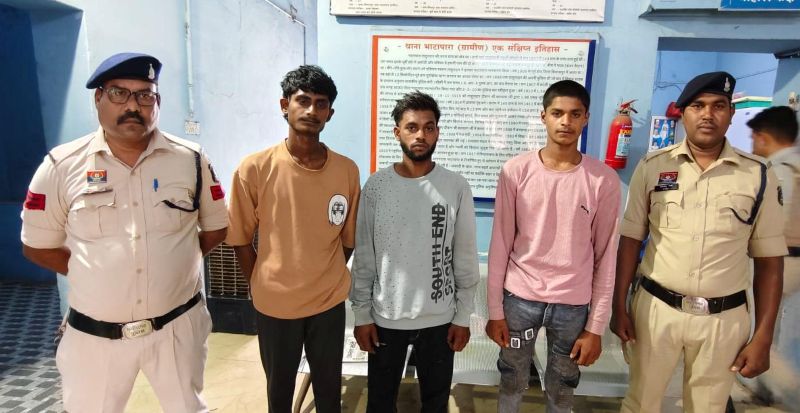 शादी समारोह में अंधेरे का फायदा उठाकर हमला: दोस्त के साथ आए युवकों पर बेरहमी से की मारपीट, पुलिस ने 4 आरोपियों को दबोचा