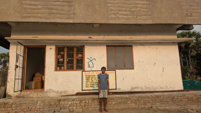 नक्सल प्रभावित बीजापुर में विकास की नई रोशनी: प्रधानमंत्री आवास योजना से मिला पक्का घर, 60 वर्षीय बुचम्मा के जीवन में लौटा सम्मान और सुरक्षा का भरोसा