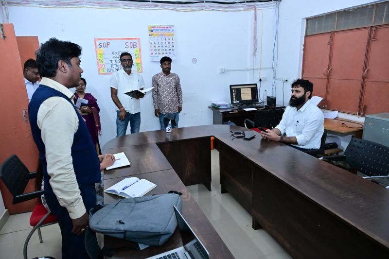 छात्राओं को मिलेगा बेहतर भविष्य का आधार: लाइवलीहुड कॉलेज में नर्सिंग की पढ़ाई शुरू करने की पहल, कलेक्टर ने आवास, पोषण और बुनियादी सुविधाओं पर जताई गंभीरता