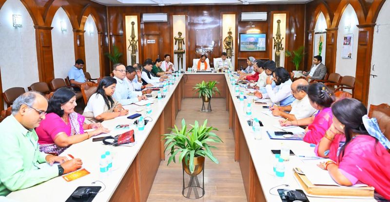 लोकतंत्र में महिलाओं की बढ़ेगी भागीदारी: ‘नारी शक्ति वंदन अधिनियम’ पर मुख्यमंत्री विष्णु देव साय की बड़ी पहल, 2029 तक राजनीतिक सशक्तिकरण का रोडमैप तैयार