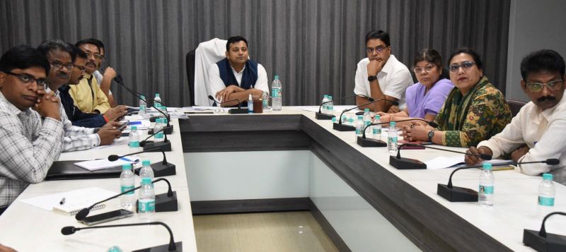 जनसंपर्क में ढिलाई नहीं होगी बर्दाश्त: आयुक्त रजत बंसल ने दिए कड़े निर्देश—डिजिटल मीडिया में दक्षता बढ़ाएं, प्रचार में कमी पर अनुशासनात्मक कार्रवाई तय