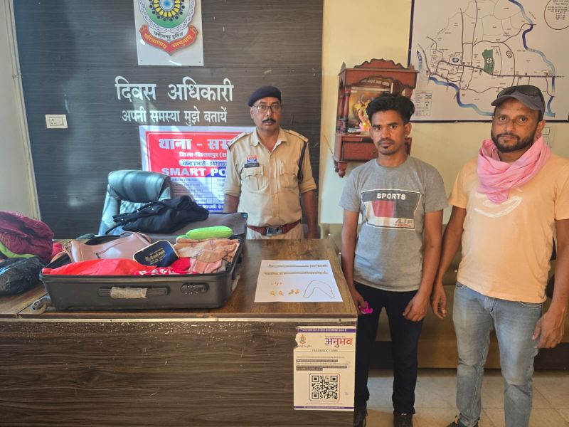 शिवघाट पर भूला लाखों का बैग, पुलिस ने लौटाया भरोसा: रात गश्त, CCTV जांच और तत्परता से सही सलामत मिला कीमती सामान