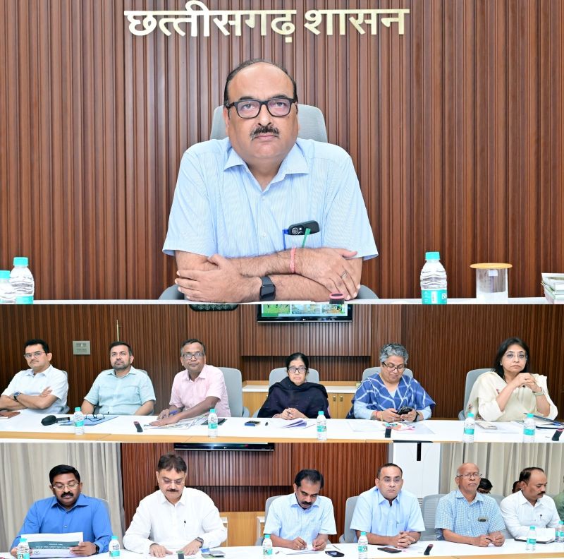 ग्रीन छत्तीसगढ़ की ओर निर्णायक कदम: 7 करोड़ पौधारोपण, देश में अव्वल वृक्ष-आवरण—अब पंचायत स्तर पर क्लाइमेट एक्शन प्लान से बदलेगी ग्रामीण तस्वीर