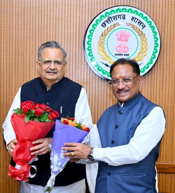 “आधी आबादी को पूरा अधिकार” का संकल्प हुआ मजबूत: विष्णुदेव साय ने विशेष सत्र को बताया ऐतिहासिक—नरेंद्र मोदी के विजन को आगे बढ़ाते हुए महिलाओं की राजनीतिक भागीदारी को लेकर गूंजा सशक्त संदेश