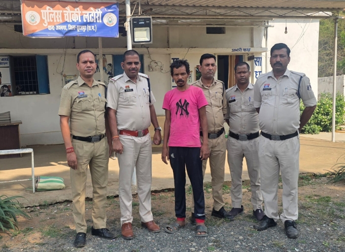 पैसे के लालच में बेटे ने पार की हैवानियत की हदें, लोढ़ा से मां की हत्या ! घर बना मौत का मैदान, कलयुगी पुत्र ने मां के सिर पर किया जानलेवा वार, आरोपी गिरफ्तार.