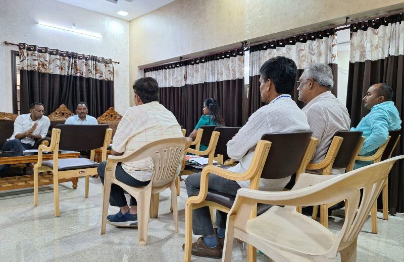 दूरस्थ गांवों तक पहुंचेगा विकास का रास्ता! PWD सचिव मुकेश बंसल ने अधिकारियों-ठेकेदारों को दिए सख्त निर्देश, सड़क और पुल निर्माण में तेजी लाने पर जोर