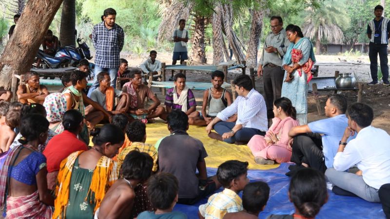 लाल आतंक से विकास की ओर बढ़ता दारेली : चार दशक बाद पहली बार गांव पहुंचा प्रशासन, जनगणना कार्य संपन्न