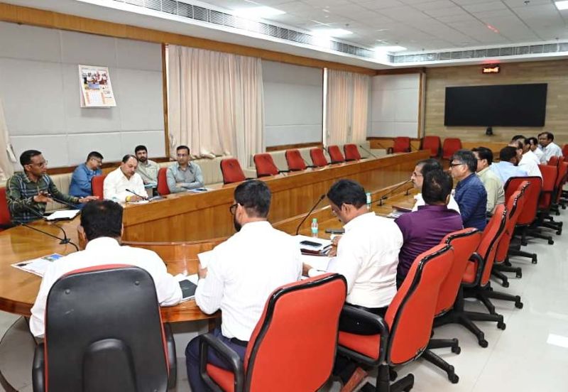 छत्तीसगढ़ विधानसभा होगी पूरी तरह ‘पेपरलेस’ : तकनीकी व्यवस्थाओं में तेजी लाने लोक निर्माण सचिव ने अधिकारियों को दिए निर्देश