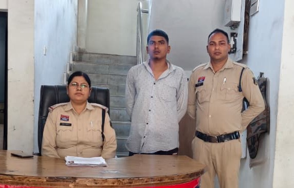 सोशल मीडिया से शुरू हुआ प्यार बना खौफनाक धोखा, युवती से शारीरिक शोषण करने वाला आरोपी तोरवा पुलिस के शिकंजे में