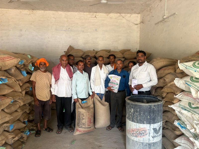 किसानों को नहीं होगी खाद की कमी: कोरबा में उर्वरक वितरण व्यवस्था पर प्रशासन की सख्त निगरानी, 115 केंद्रों की जांच, गड़बड़ी मिलने पर 28 को नोटिस और दोषियों पर कानूनी कार्रवाई