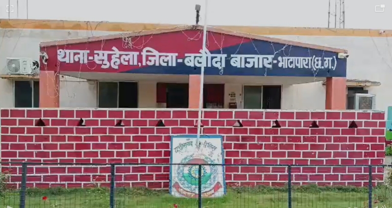 ओवरलोड हाईवा पर सुहेला पुलिस का बड़ा एक्शन : सड़कों को नुकसान पहुंचाने वालों पर पुलिस सख्त, ओवरलोड गिट्टी परिवहन करने वाले हाईवा चालकों पर बड़ी कार्रवाई, दो वाहनों से वसूला 82 हजार रुपये जुर्माना.