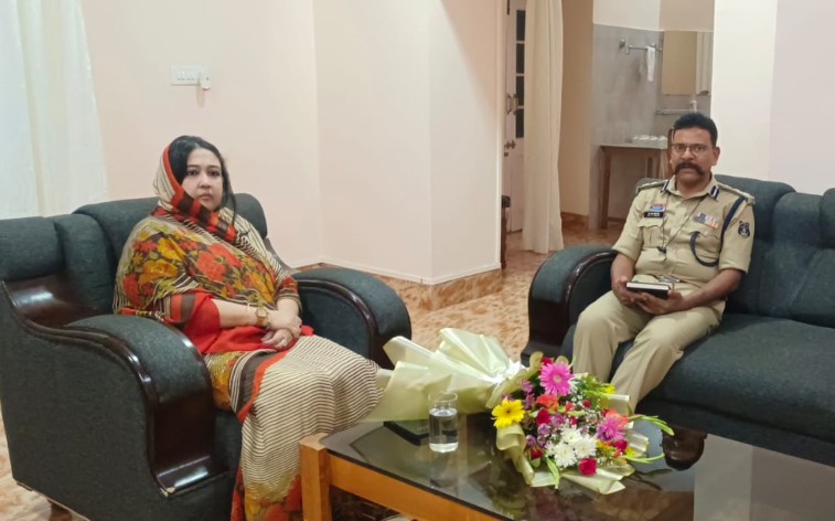 जशपुर के पर्यटन स्थलों पर बढ़ेगी सुरक्षा: पुलिस पेट्रोलिंग और जांच बैरियर की होगी व्यवस्था, महिला आयोग सदस्य प्रियवंदा सिंह जूदेव ने कहा— महिलाओं की सुरक्षा से समझौता नहीं