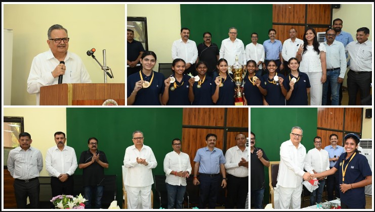 विधानसभा अध्यक्ष डॉ. रमन सिंह ने 76वीं जूनियर नेशनल बास्केटबॉल चैंपियनशिप की स्वर्ण पदक विजेता छत्तीसगढ़ बालिका टीम का किया सम्मान