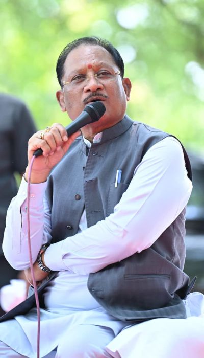 सुशासन तिहार में मुख्यमंत्री विष्णुदेव साय पहुंचे बीजापुर के सुदूर गांव कोण्डापल्ली : चौपाल में सुनीं ग्रामीणों की समस्याएं